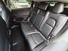 Tesla Model Y Rear-Wheel Drive - ფოტო 12