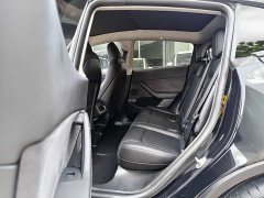 Tesla Model Y Rear-Wheel Drive - ფოტო 14