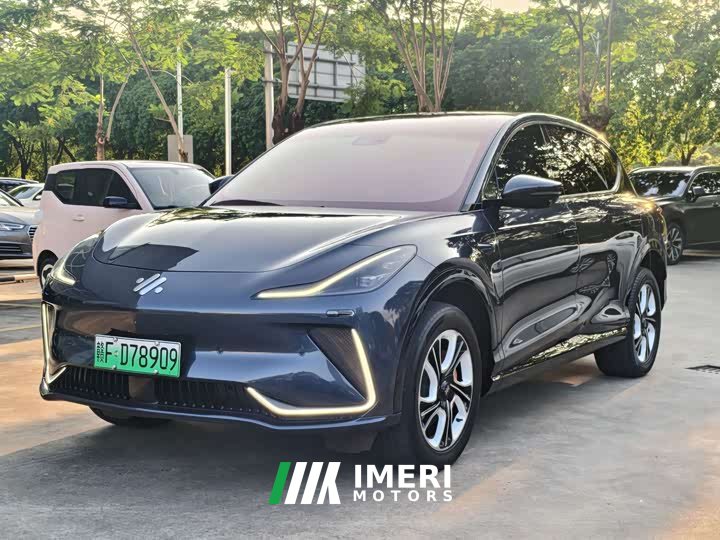 IM Motors Zhiji LS7 100kWh Lux Rear-Wheel Drive