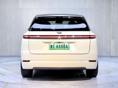 Li Auto L7 MAX - ფოტო 6
