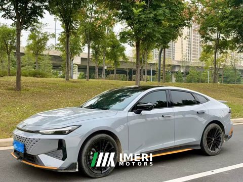 2025 Changan UNI-V 1.5T 500Bar Luxury Sport Edition - ავტომობილი ჩინეთიდან
