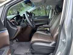 Buick GL8 Land Executive Cabin 652T Luxury - ფოტო 3