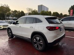 Mercedes-Benz GLA 200 - ფოტო 4