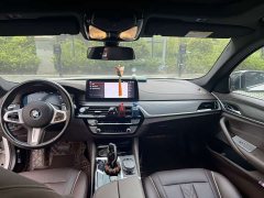 BMW 5 Series 530Li Premier M Sport Package - ფოტო 3