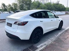 Tesla Model Y 2022 Rear-Wheel Drive - ფოტო 4