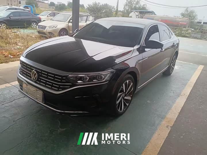 Volkswagen Passat 2023 330TSI Luxury - ავტომობილი ჩინეთიდან