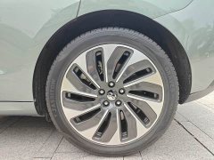 AITO M5 Extended Range Rear-Drive Smart Driving Edition - ფოტო 10