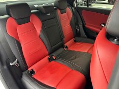 Mercedes-Benz Mercedes-AMG A35 L 4MATIC 2020 - ფოტო 17