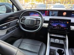 Lincoln Navigator 2.0T AWD Prestige - ფოტო 11
