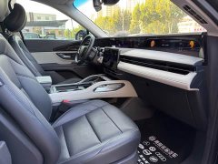 Lincoln Navigator 2.0T AWD Prestige - ფოტო 13
