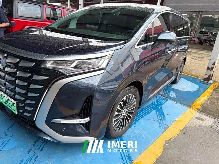 Denza D9 2022 DM-i 970 AWD Flagship - ავტომობილი ჩინეთიდან