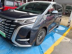 Denza D9 2022 DM-i 970 AWD Flagship - ფოტო 1
