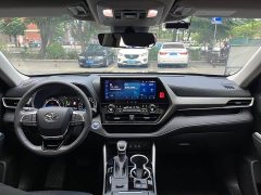 Toyota Highlander Hybrid 2.5L FWD Premium 7-Seater - ფოტო 11