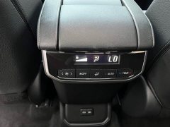 Toyota Highlander Hybrid 2.5L FWD Premium 7-Seater - ფოტო 14