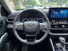 Toyota Highlander Hybrid 2.5L FWD Premium 7-Seater - ფოტო 16