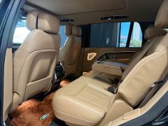 Land Rover Range Rover 3.0 L6 400PS Extended Wheelbase 7-Seater - ფოტო 8