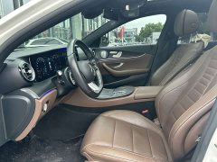 Mercedes-Benz E-Class E 300 L AMG Sport Luxury - ფოტო 10