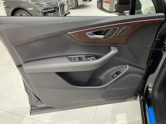 Audi Q7 55 TFSI quattro S line Sport - ფოტო 7