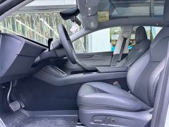 Tesla Model Y Rear-Wheel Drive - ფოტო 11