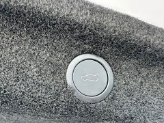 Tesla Model Y Rear-Wheel Drive - ფოტო 20