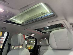 Buick GL8 Avenir Six-Seater Wisdom Courtesy Edition - ფოტო 14