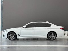 BMW 5 Series Facelift 530Li Luxury M Sport Package - ფოტო 4