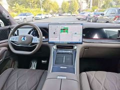 Denza BYD Denza N9 Flash Charge Premier - ფოტო 4