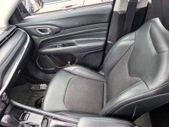 Jeep 220T Automatic Leading Edition - ფოტო 12