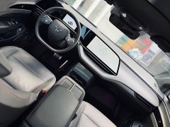 FAW Red Flag EH7 2024 760 Pro AWD Honor Edition - ფოტო 5