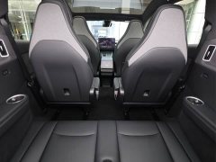 Tesla Model Y L 2025 Long Range All-Wheel Drive - ფოტო 13