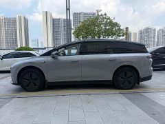 Li Auto i8 Standard Edition - ფოტო 3