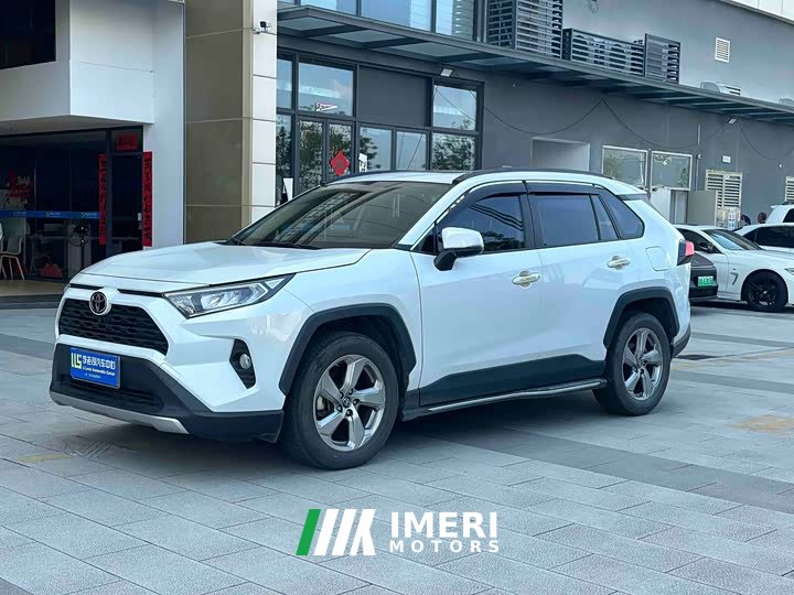 Toyota RAV4 2022 2.0L CVT FWD Fashion Edition - ავტომობილი ჩინეთიდან