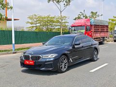 BMW 5 Series 525Li M Sport Package - ფოტო 1