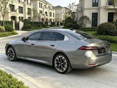 BMW 5 Series 530Li Luxury Edition Premium Package - ფოტო 7