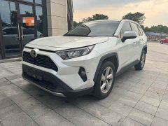 Toyota RAV4 2.0L CVT FWD Style Edition - ფოტო 1