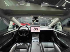 Tesla Model Y Rear-Wheel Drive - ფოტო 14