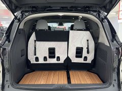 Toyota Gravia 2.5L Hybrid Comfort Edition - photo 16
