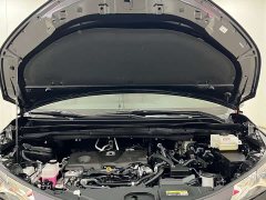 Toyota Gravia 2.5L Hybrid Comfort Edition - photo 17