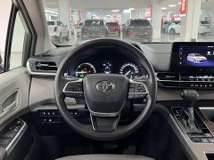 Toyota Gravia 2.5L Hybrid Comfort Edition - photo 7