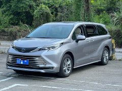 Toyota Sienna 2023 2.5L Hybrid Comfort Edition - ფოტო 1
