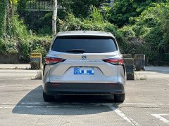 Toyota Sienna 2023 2.5L Hybrid Comfort Edition - ფოტო 4