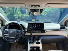 Toyota Sienna 2023 2.5L Hybrid Comfort Edition - ფოტო 8