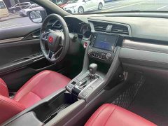 Honda Civic 2021 Hatchback 220 Turbo CVT Trendy Control - ფოტო 20