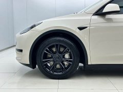 Tesla Model Y 2022 Facelift Rear-Wheel Drive - ფოტო 8