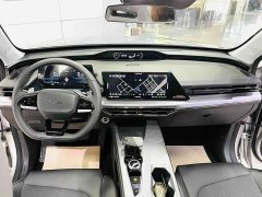 Changan Oushan Z6 Blue Whale 1.5T DCT Smart Premium Edition - ფოტო 11