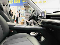 Changan Oushan Z6 Blue Whale 1.5T DCT Smart Premium Edition - ფოტო 8