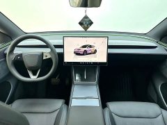 Tesla Model Y L Long Range All-Wheel Drive - ფოტო 13