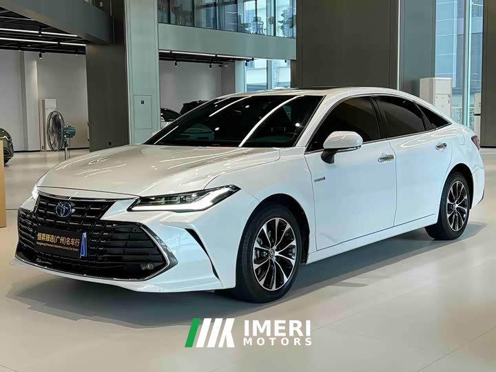 Toyota Avalon Hybrid 2.5L Luxury - ავტომობილი ჩინეთიდან