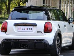 BMW MINI 2023 Facelift 2.0T COOPER S Racer - ფოტო 4
