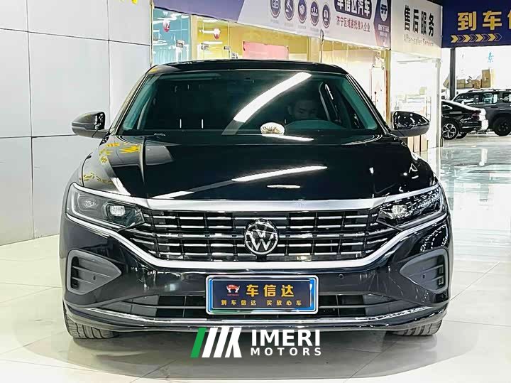 Volkswagen Passat 330TSI Elite - ავტომობილი ჩინეთიდან
